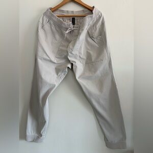 Men's Lululemon Gray Pants
